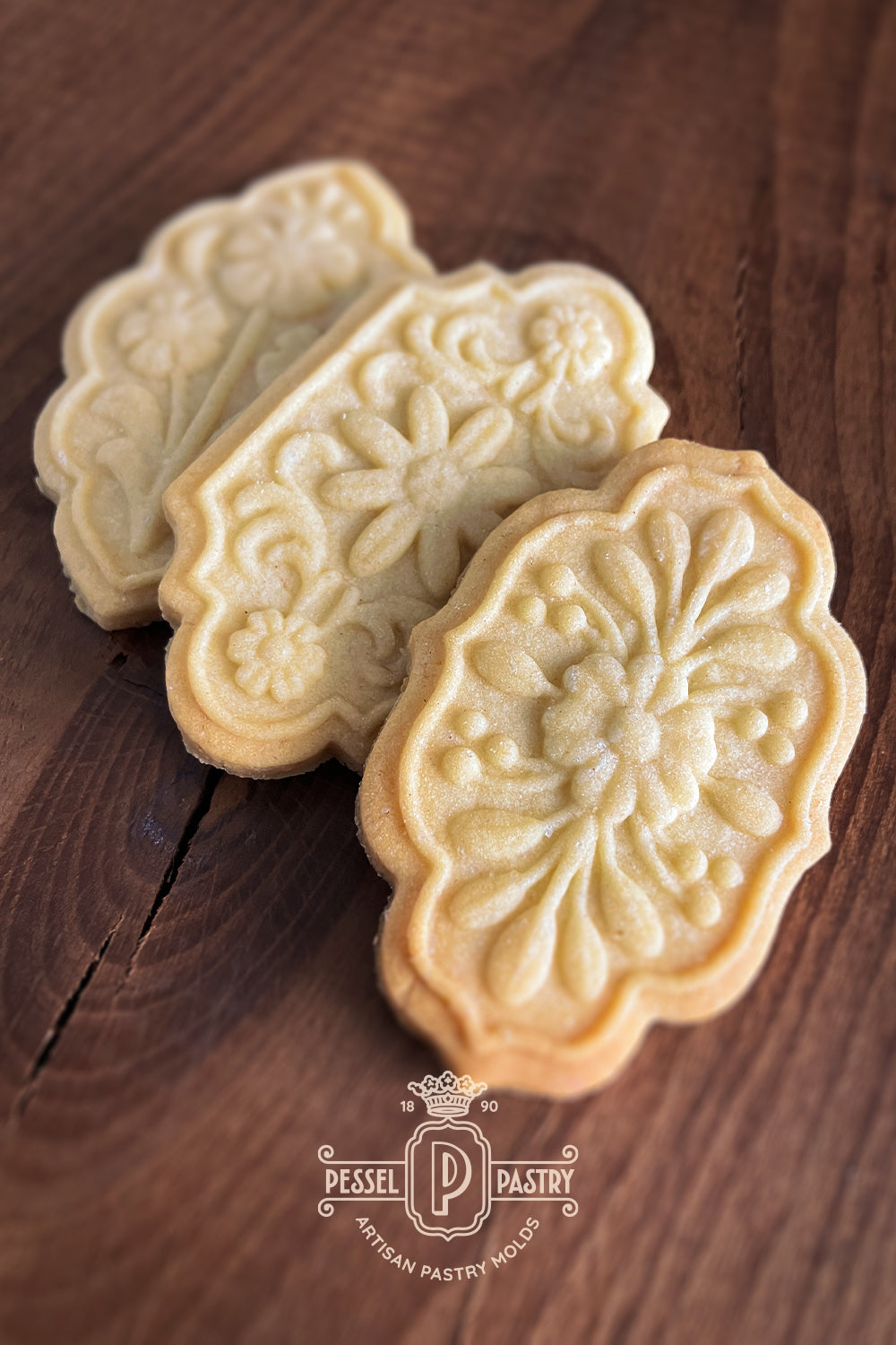 Baroque Medallion Springerle Mold – Ornate