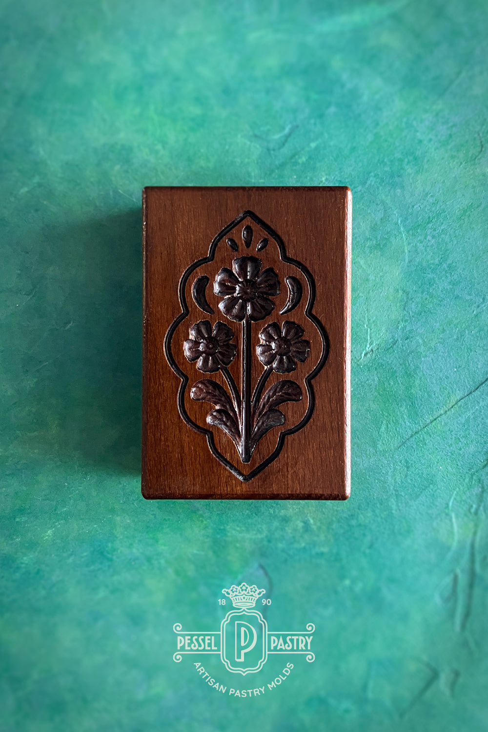 Baroque Medallion Springerle Mold – Botanical